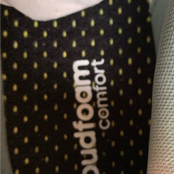 Adidas Pastel Green Court Sneakers - Picture 6 of 6